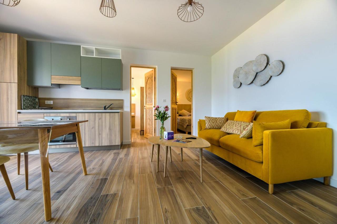 Residence Ochji Di Mare โพรพริอาโน ภายนอก รูปภาพ