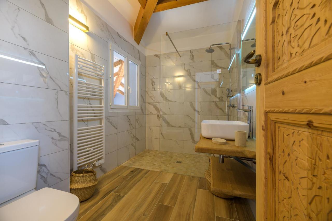 Residence Ochji Di Mare โพรพริอาโน ภายนอก รูปภาพ
